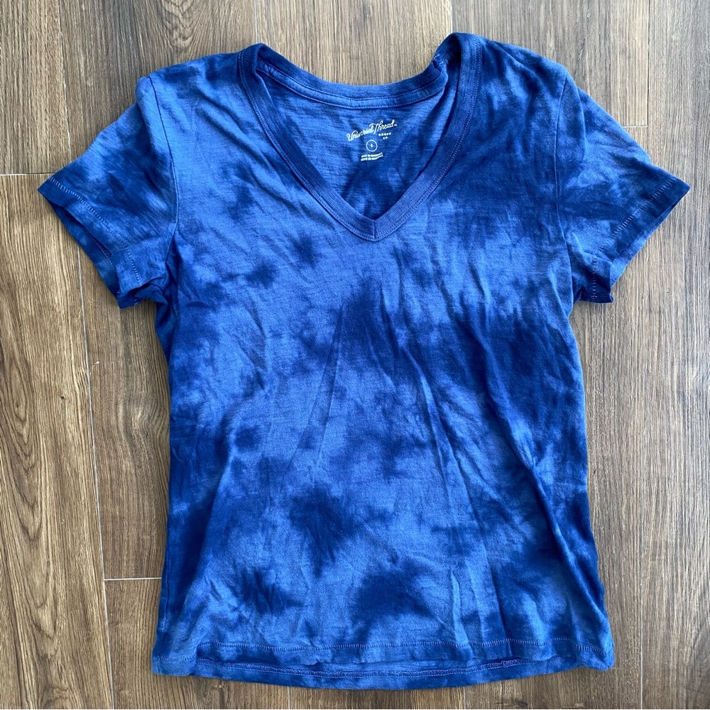Universal Thread Navy Blue Tie-Dye V-Neck T-Shirt